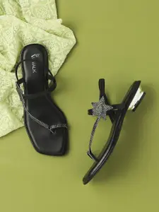 V-WALK Women Open Toe Flats with Star