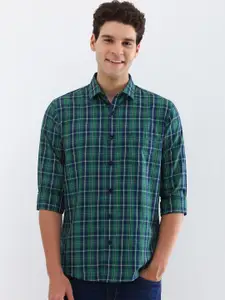 Allen Solly Men Spread Collar Tartan Checked Cotton Slim Fit Casual Shirt