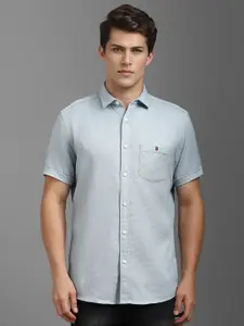 Louis Philippe Jeans Men Spread Collar Solid Cotton Slim Fit Casual Shirt