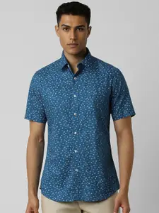Van Heusen Sport Men Slim Fit Opaque Printed Casual Shirt