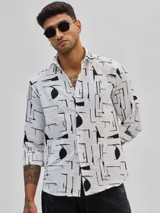 Snitch Men Smart Spread Collar Abstract Printed Casual Shirt