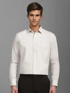 Louis Philippe Men Spread Collar Textured Cotton Slim Fit Formal Shirt