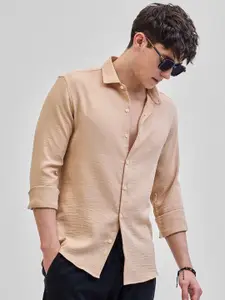 Snitch Men Smart Spread Collar Solid Casual Shirt