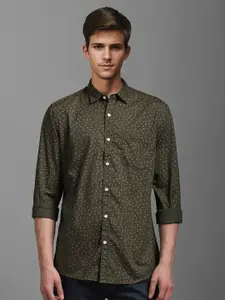 Louis Philippe Jeans Men Spread Collar Floral Printed Cotton Slim Fit Casual Shirt