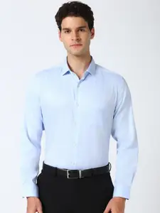 Peter England Elite Men Spread Collar Solid Cotton Formal Shirt