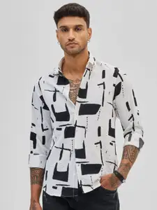 Snitch Men Smart Spread Collar Abstract Printed Casual Shirt
