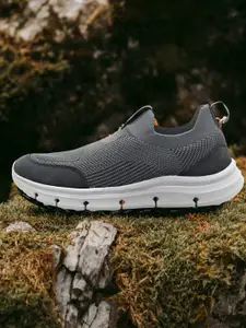 TRV Men Mesh Running Non-Marking Shoes