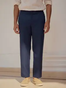 Andamen Men Mid-Rise Solid Regular Trousers