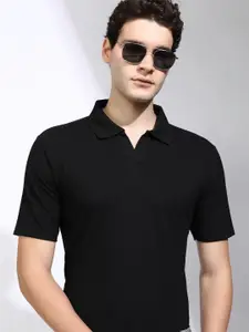 HIGHLANDER Men Solid Polo Collar Cotton T-shirt