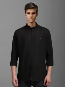 Louis Philippe Jeans Men Spread Collar Solid Cotton Slim Fit Casual Shirt