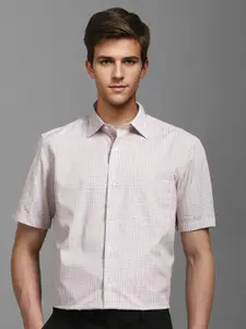 Louis Philippe Men Classic Spread Collar Checked Cotton Formal Shirt