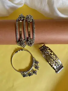 ATIBELLE Set Of 11 Silver Plated & Round Shaped -Textured Bangles