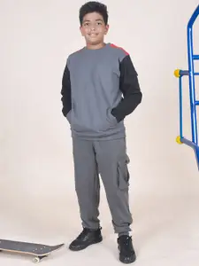 KiddoPanti Boys Fleece Round Neck Sweatshirt With Cargo Track Pant Set