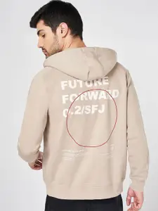 SF JEANS by Pantaloons Men Cotton Typography Printed Casual Sweatshirt