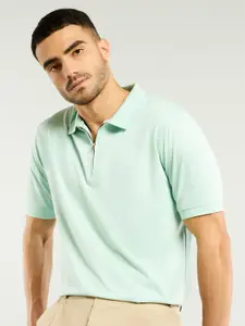 Beyoung Men Solid Polo Collar Cotton T-shirt
