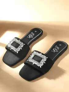 Zebba Women Embellished Open Toe Flats