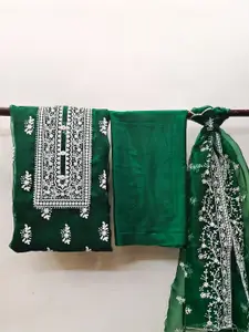 Maroosh Floral Embroidered Organza Unstitched Dress Material