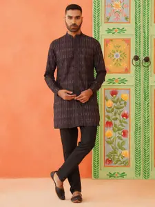 TheEthnic.Co Geometric Printed Mandarin Collar Cotton Straight Kurta