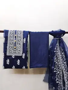 Maroosh Floral Embroidered Organza Unstitched Dress Material