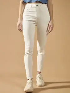 Roadster Women Skinny High Rise Bleached Regular Length Stretchable Denim Jeans