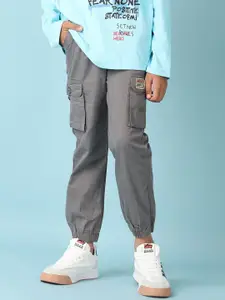 V-Mart Boys Cotton Mid-Rise Cargos Trousers