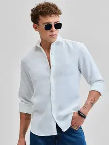 Snitch Men Smart Spread Collar Textured Casual Shirt