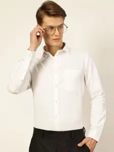 Thomas Scott Men Smart Cutaway Collar Solid Cotton Formal Shirt