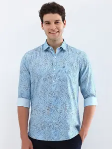 Allen Solly Men Spread Collar Abstract Printed Cotton Slim Fit Casual Shirt