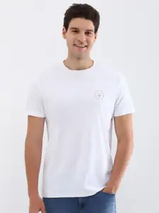 Allen Solly Men Solid Round Neck Cotton T-shirt