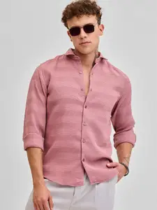 Snitch Men Smart Spread Collar Textured Casual Shirt