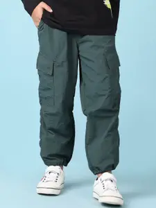 V-Mart Boys Cotton Regular Fit Cargos Trousers