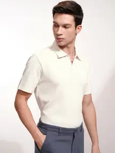 HIGHLANDER Men Self Design Polo Collar Relaxed Fit T-shirt