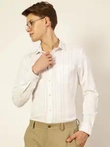 Thomas Scott Men Smart Spread Collar Vertical Striped Cotton Formal Shirt