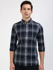 Tommy Hilfiger Men Cutaway Collar Tartan Checked Cotton Slim Fit Casual Shirt