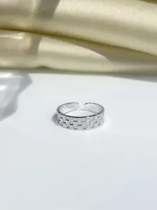 HighSpark 92.5 Sterling Silver Adjustable Toe Ring