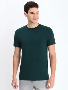 Allen Solly Men Solid Round Neck Cotton Slim Fit T-shirt