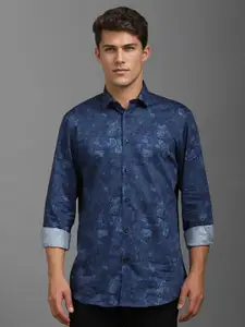 Louis Philippe Sport Men Classic Floral Opaque Printed Casual Shirt