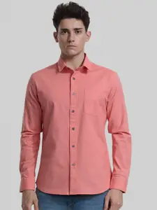 Snitch Men Smart Spread Collar Solid Cotton Slim Fit Casual Shirt