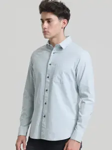 Snitch Men Smart Spread Collar Solid Cotton Slim Fit Casual Shirt