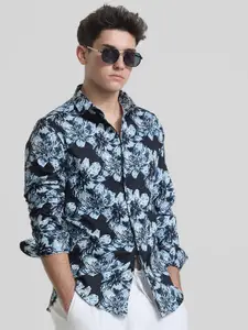 Snitch Men Smart Spread Collar Floral Printed Slim Fit Casual Shirt
