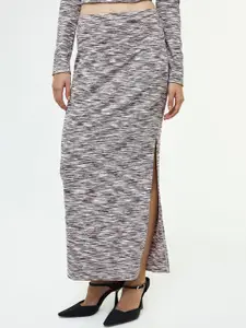 COVER STORY Side Slit A-Line Maxi Skirt