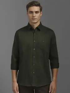 Louis Philippe Sport Men Slim Fit Opaque Casual Shirt
