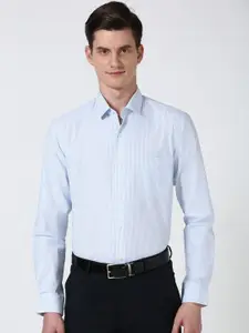 Peter England Men Spread Collar Vertical Striped Cotton Slim Fit Casual Shirt