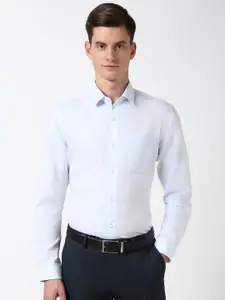 Peter England Men Spread Collar Solid Cotton Casual Shirt