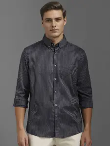 Louis Philippe Sport Men Slim Fit Opaque Striped Casual Shirt