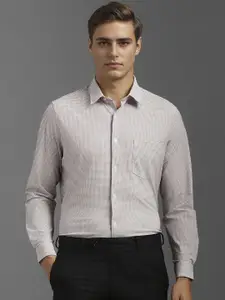 Louis Philippe Men Spread Collar Micro Ditsy Printed Slim Fit Formal Shirt