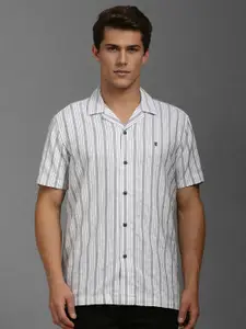 Louis Philippe Jeans Men Cuban Collar Vertical Striped Cotton Slim Fit Casual Shirt