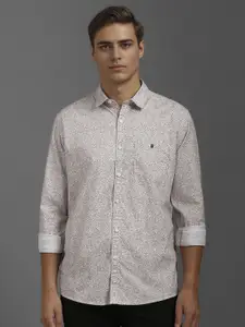 Louis Philippe Jeans Men Spread Collar Abstract Printed Cotton Slim Fit Casual Shirt