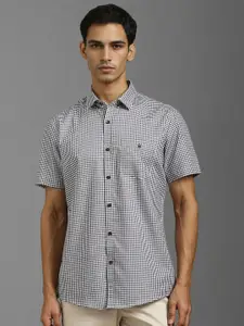 Louis Philippe Sport Men Slim Fit Opaque Checked Casual Shirt