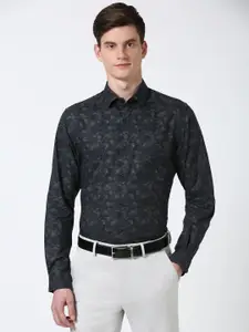 Peter England Men Spread Collar Floral Printed Cotton Slim Fit Casual Shirt